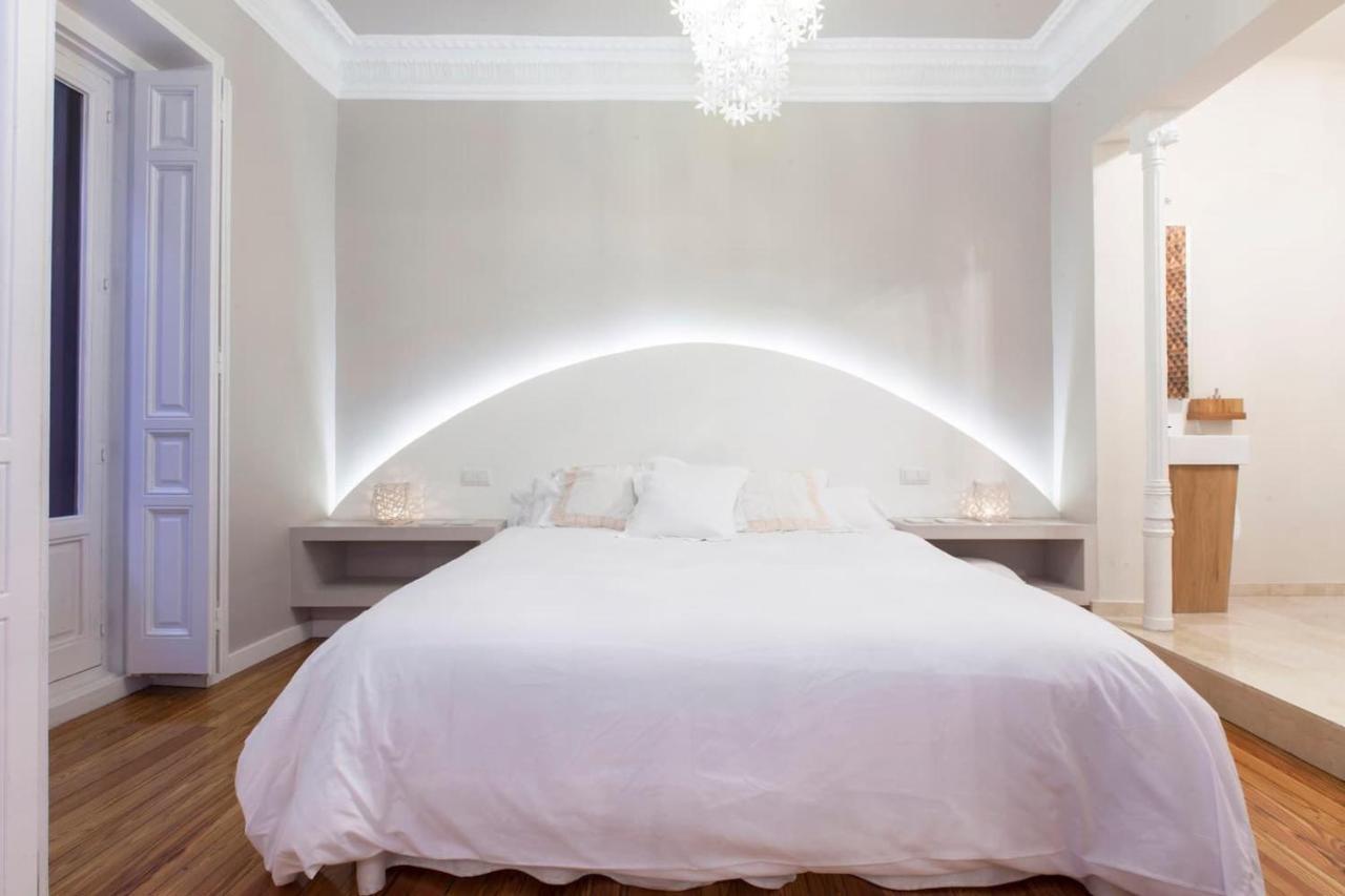 La Casa De La Luna Madrid Eksteriør bilde